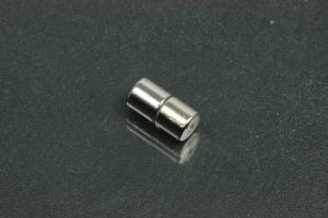 Powermagnet ca.Maße AØ 4,5 mm ca.L9mm, Bohrung ca.AØ 1,0mm, ca. IØ 1,9mm, platinfarben